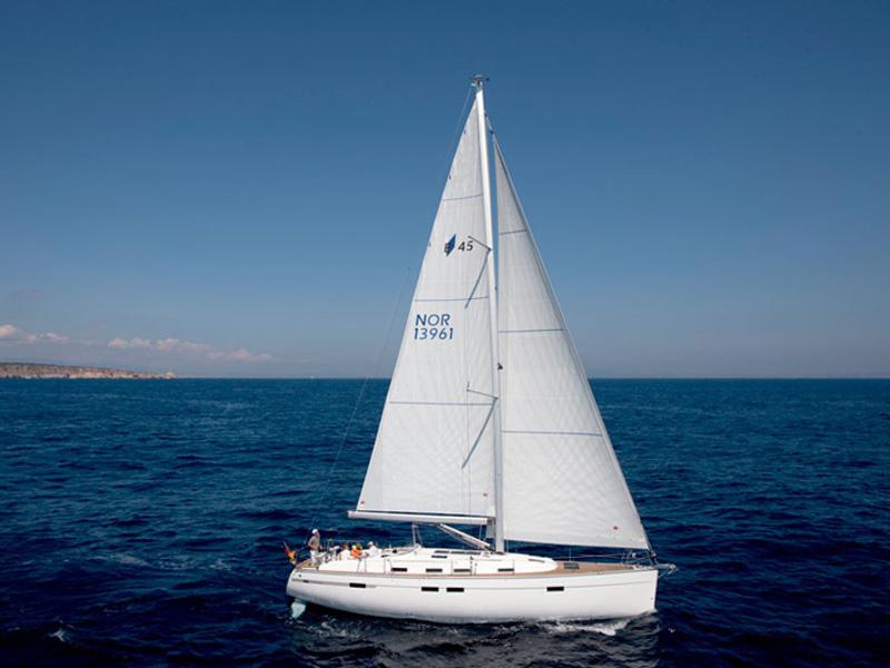 Book yachts online - sailboat - Bavaria Cruiser 45 - Provence - rent