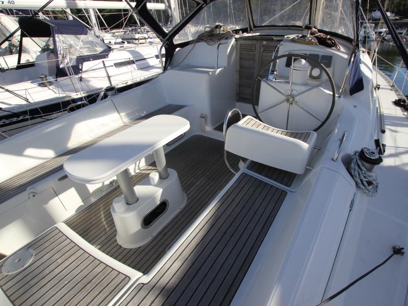 Book yachts online - sailboat - Sun Odyssey 40DS - Toucan - rent