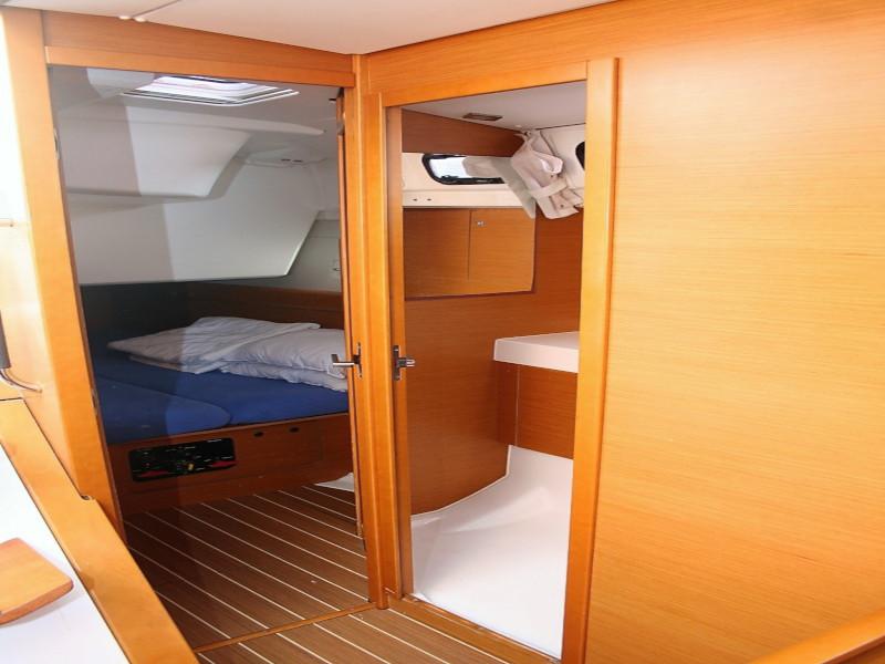 Book yachts online - sailboat - Sun Odyssey 509 - IQ - rent