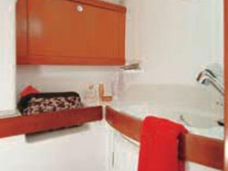 Book yachts online - sailboat - Oceanis 43 - High Five - rent