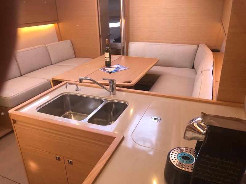 Book yachts online - sailboat - Dufour 390 Grand Large - Emka-fully equipped, white hull - rent