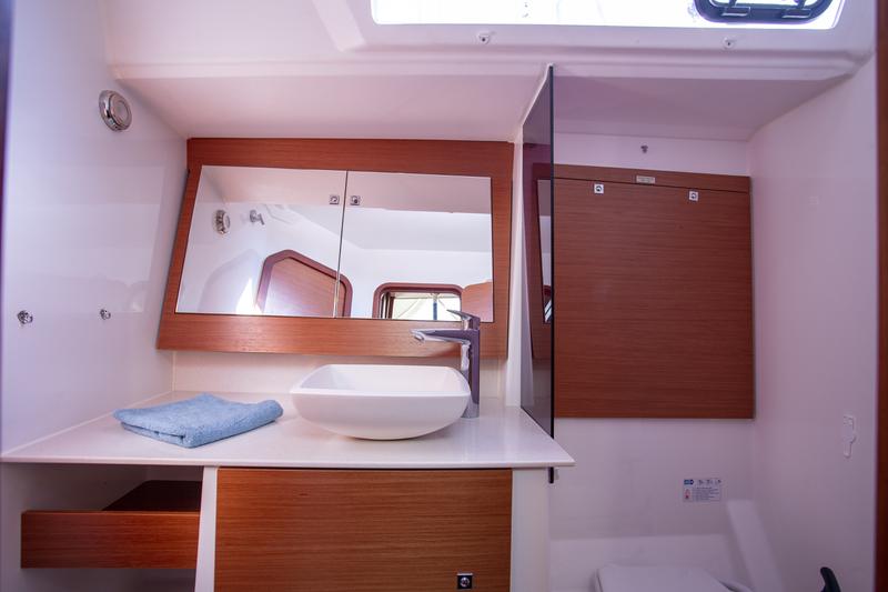 Book yachts online - sailboat - Dufour 520 Grand Large - Nerthag - rent