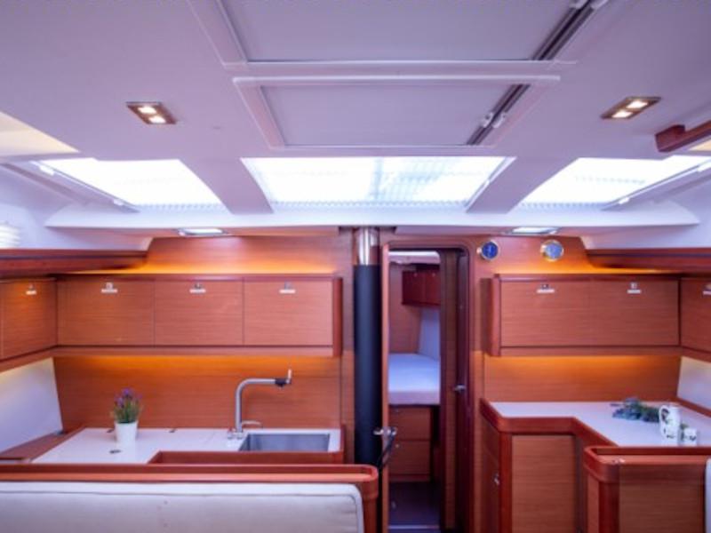 Book yachts online - sailboat - Dufour 520 Grand Large - Nerthag - rent