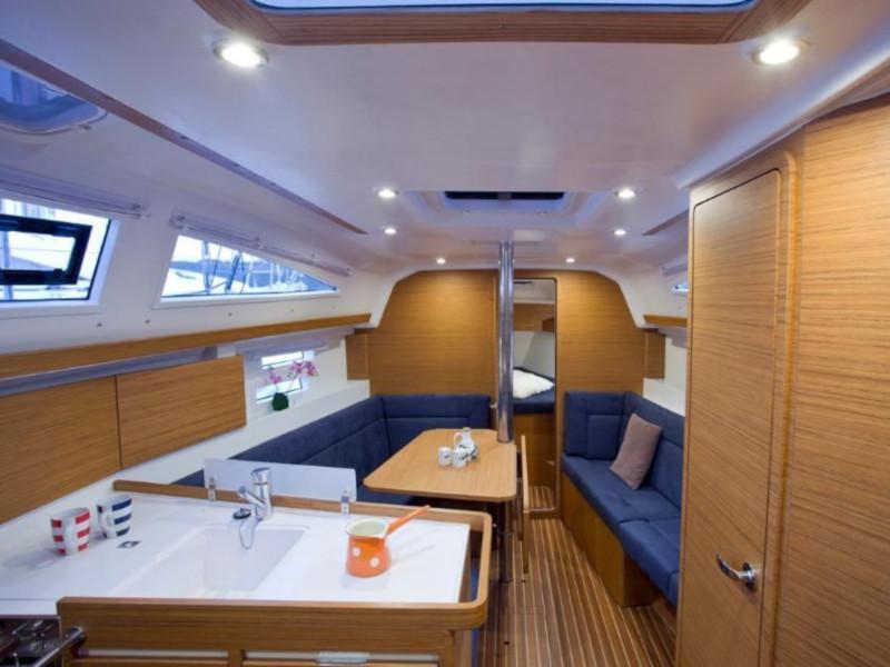 Book yachts online - sailboat - Elan 35 Impression - Essi - rent