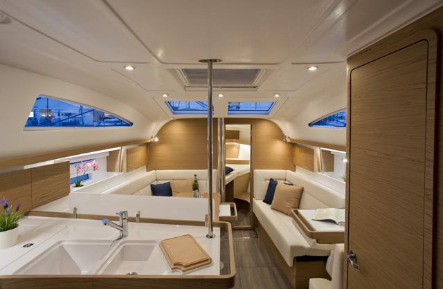 Book yachts online - sailboat - Elan 40 Impression - Silente - rent