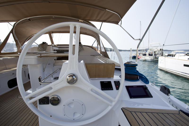 Book yachts online - sailboat - Elan 50 Impression - Vuschi - rent
