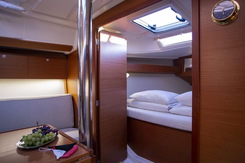 Book yachts online - sailboat - Dufour 360 Grand Large - Vanila - rent