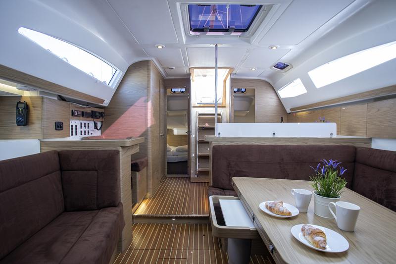 Book yachts online - sailboat - Elan 45 Impression - Tightrope - rent
