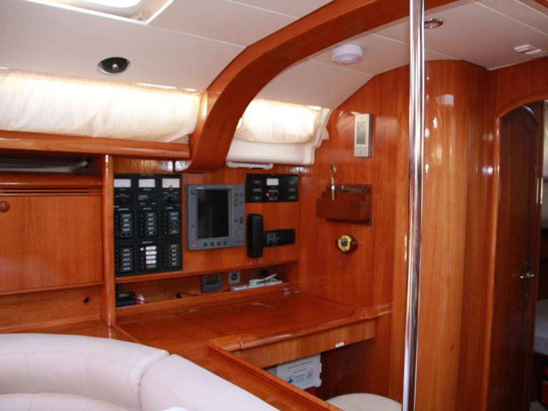 Book yachts online - sailboat - Sun Odyssey 49 - Altea - rent