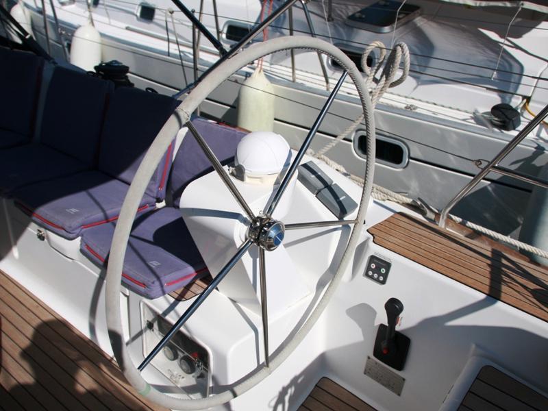 Book yachts online - sailboat - Sun Odyssey 49 - Altea - rent