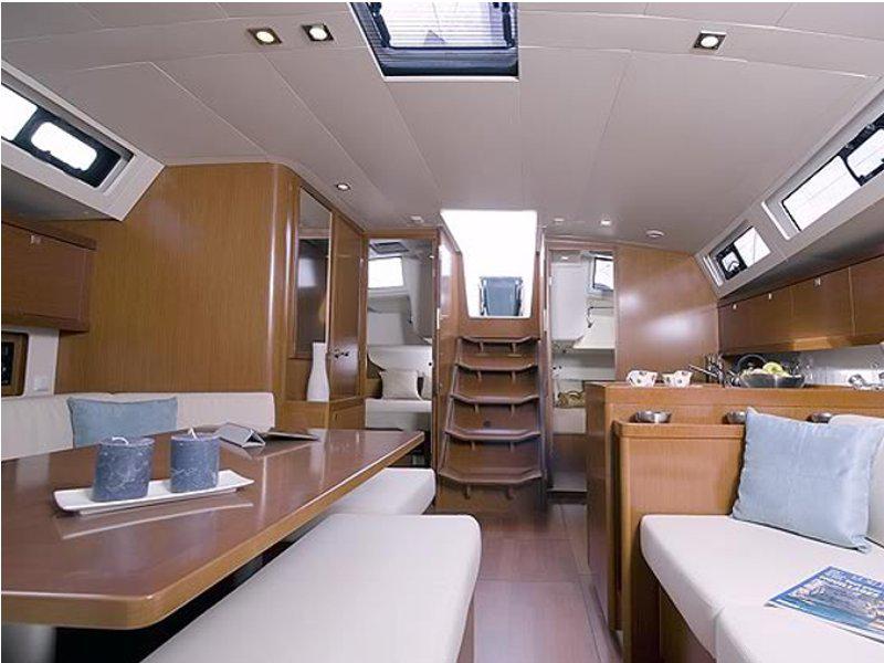 Book yachts online - sailboat - Oceanis 45 - Storm Dancer - rent