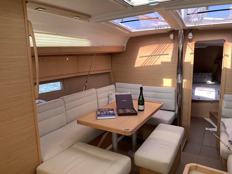 Book yachts online - sailboat - Dufour 412 Grand large - Centilmen - rent