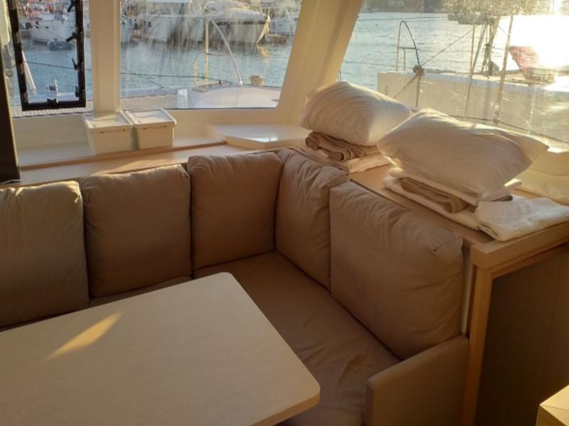 Book yachts online - catamaran - Lucia 40 - El Camino - rent