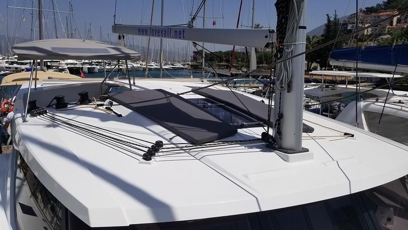 Book yachts online - catamaran - Lucia 40 - Hola - rent