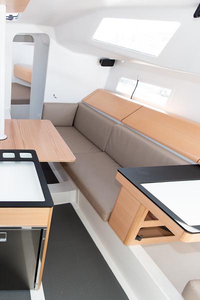 Book yachts online - sailboat - Pogo 36 - Spicy - rent