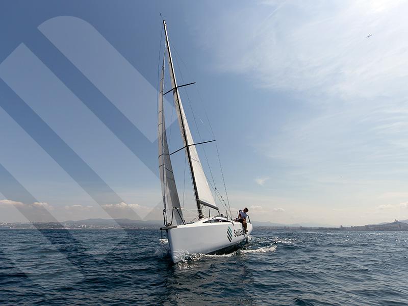Book yachts online - sailboat - MMW 33 - Cipango - rent