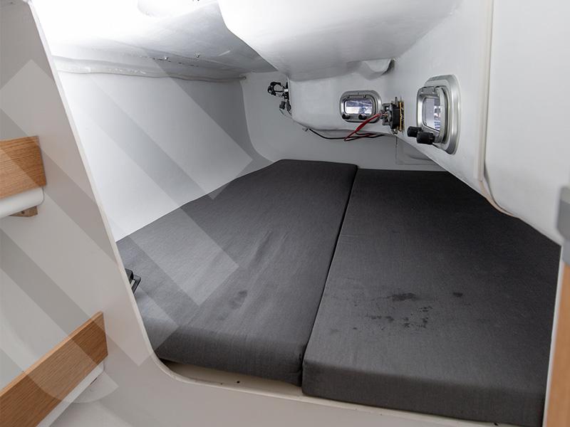 Book yachts online - sailboat - MMW 33 - Solano - rent