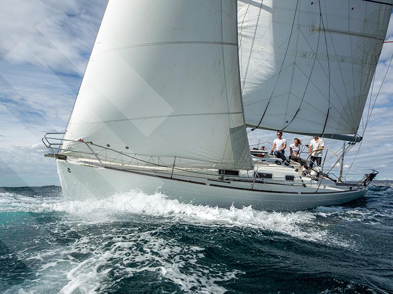 Book yachts online - sailboat - First 34.7 - One - rent