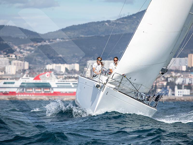 Book yachts online - sailboat - First 34.7 - One - rent