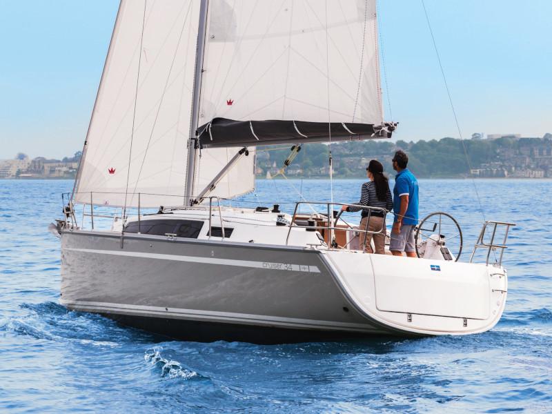 Book yachts online - sailboat - Bavaria 34 Cruiser - Free Spirit - rent