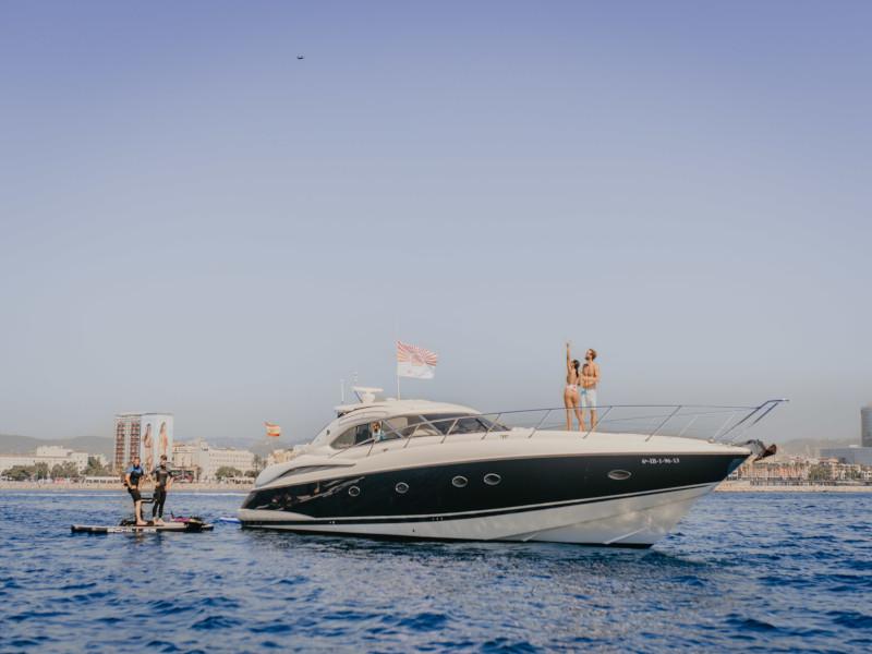 Book yachts online - motorboat - Sunseeker Predator 58 - Ocean Barcelona - rent