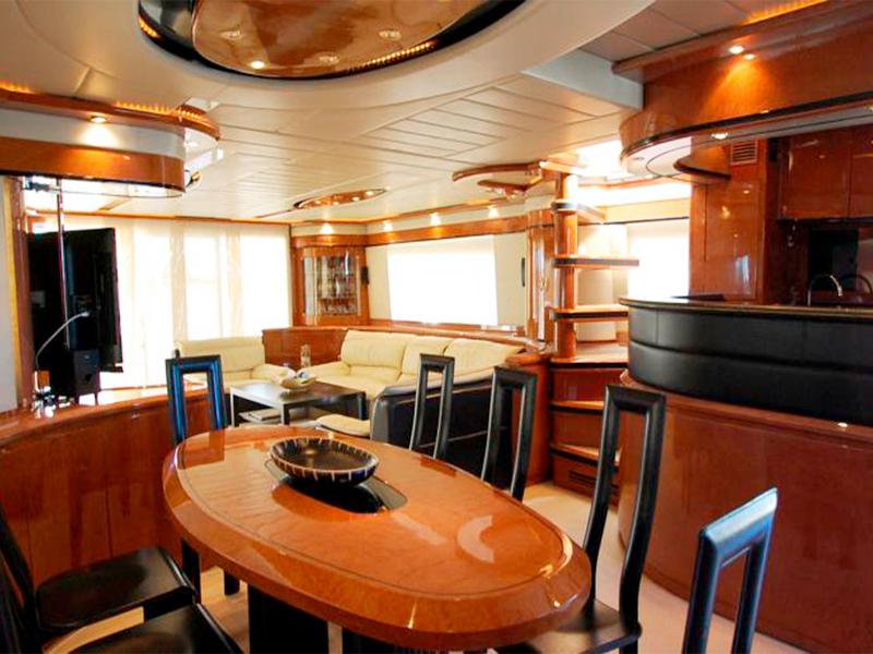 Book yachts online - motorboat - Mochi Craft 85 - Leigh - rent
