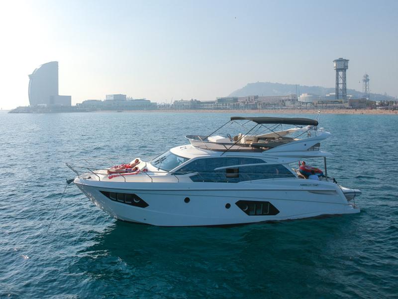 Book yachts online - motorboat - Absolute 52 FLY - Steady Rider - rent