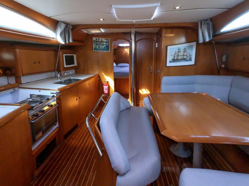 Book yachts online - sailboat - Jenneau Sun Odyssey 45 - Barefoot - rent