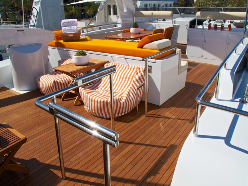Book yachts online - motorboat - Heesen Yacht - Heartbeat of life - rent