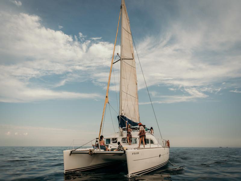 Book yachts online - catamaran - Lagoon 400 - Elan - rent