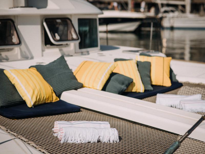 Book yachts online - catamaran - Lagoon 400 - Elan - rent
