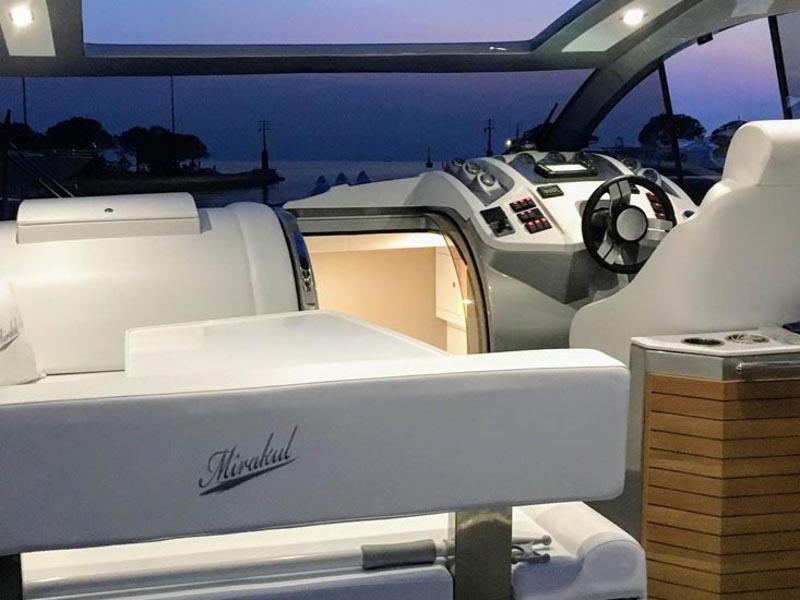Book yachts online - motorboat - Mirakul 40 - MARTA VII - rent