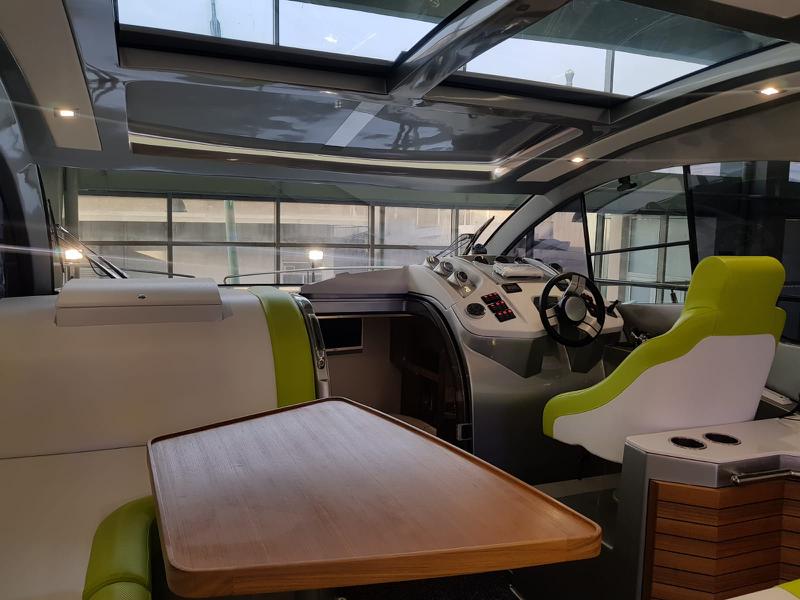 Book yachts online - motorboat - Mirakul 40 - MARTA V - rent