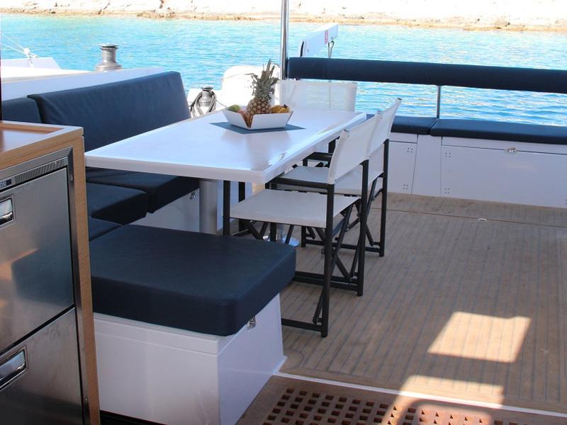 Book yachts online - catamaran - Nautitech 46 Fly - Togina - rent