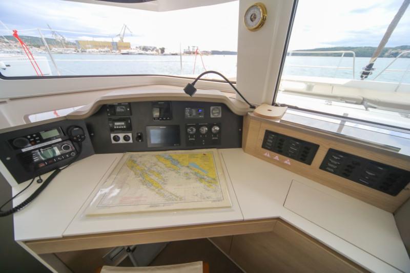 Book yachts online - catamaran - Bali 4.5 - Tokelau - rent