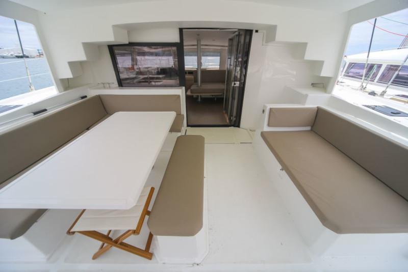 Book yachts online - catamaran - Bali 4.5 - Tokelau - rent