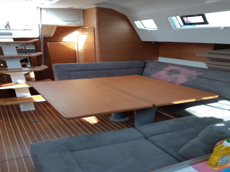 Book yachts online - sailboat - Elan Impression 50 - Fines de Claires - rent