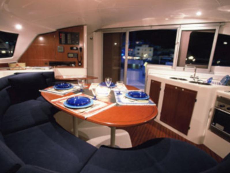 Book yachts online - catamaran - Lavezzi 40 - Sapotille - rent