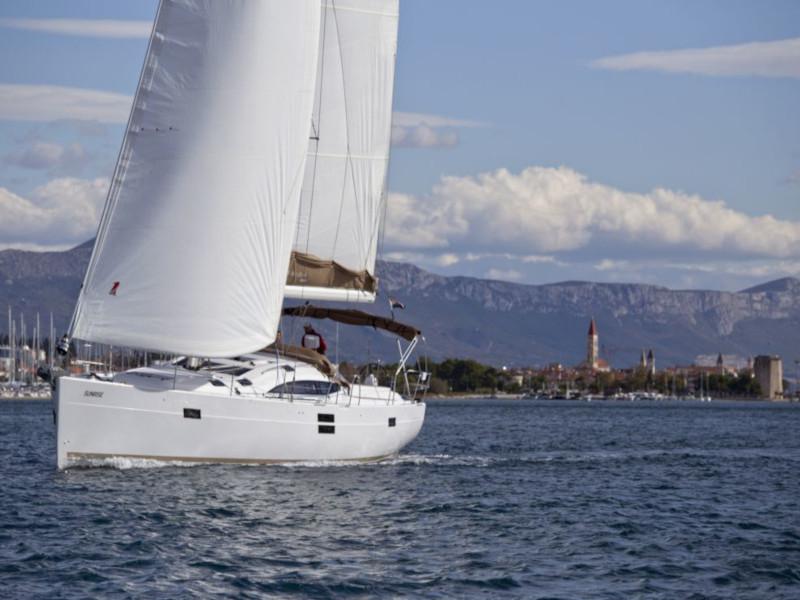 Book yachts online - sailboat - Elan Impression 50 - Sunrise - rent