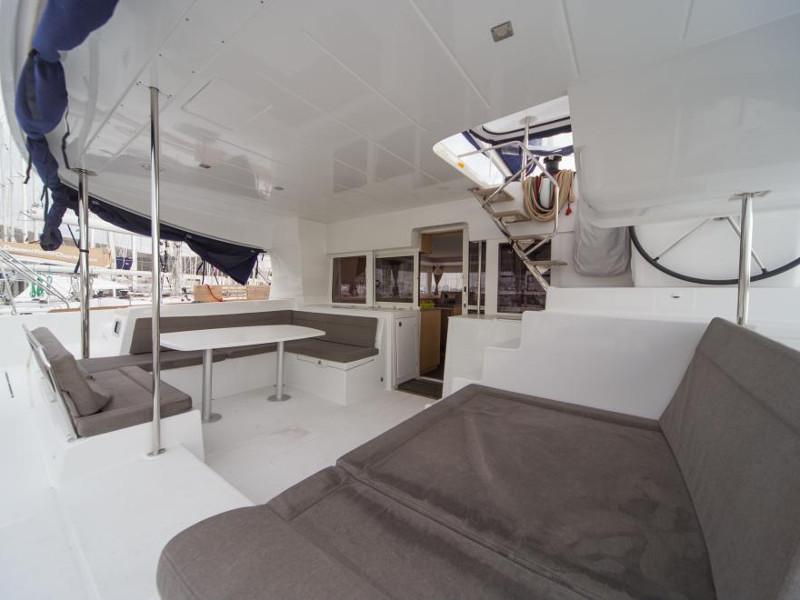 Book yachts online - catamaran - Lagoon 450 Sport - Nathalie - rent