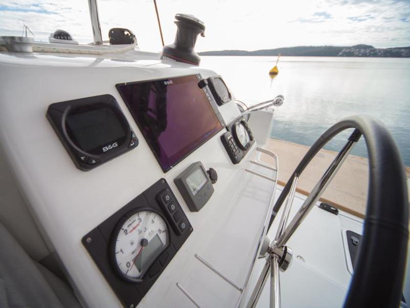 Book yachts online - catamaran - Lagoon 450 Sport - Nathalie - rent