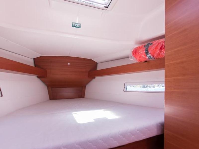 Book yachts online - sailboat - Dufour 382 Grand Large - Rigoletto - rent