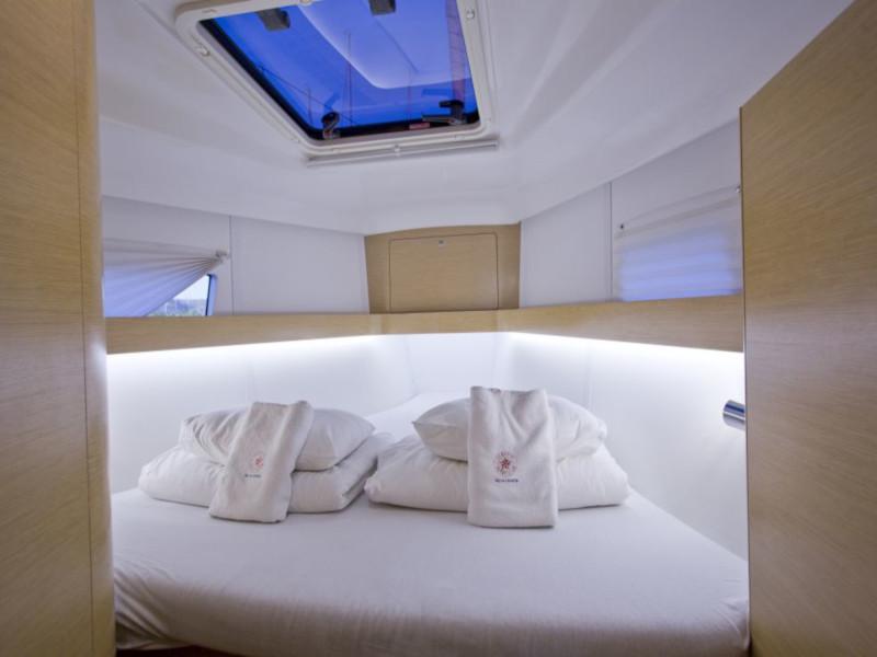 Book yachts online - sailboat - Elan Impression 45 - Elysium - rent
