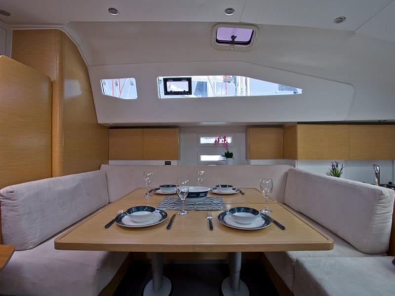Book yachts online - sailboat - Elan 494 Impression (6) - Fiji - rent