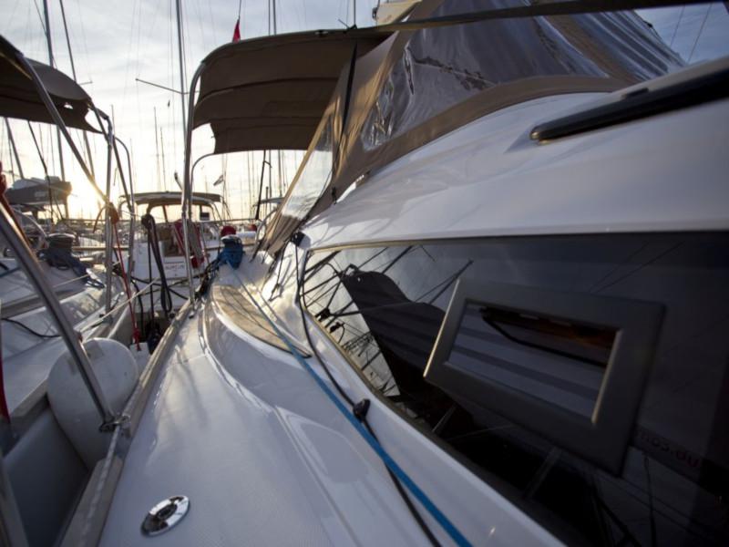 Book yachts online - sailboat - Elan Impression 45 - Caol Ila - rent