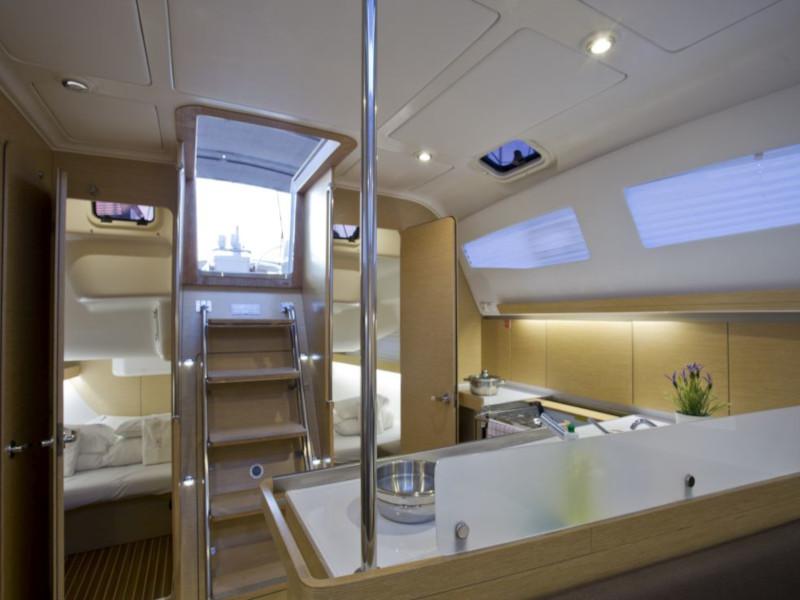 Book yachts online - sailboat - Elan Impression 45 - Caol Ila - rent