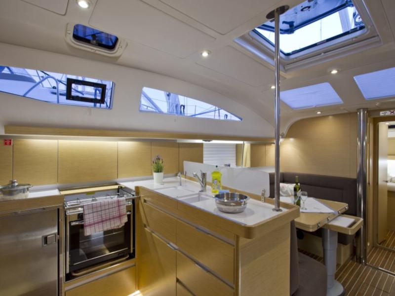 Book yachts online - sailboat - Elan Impression 45 - Caol Ila - rent