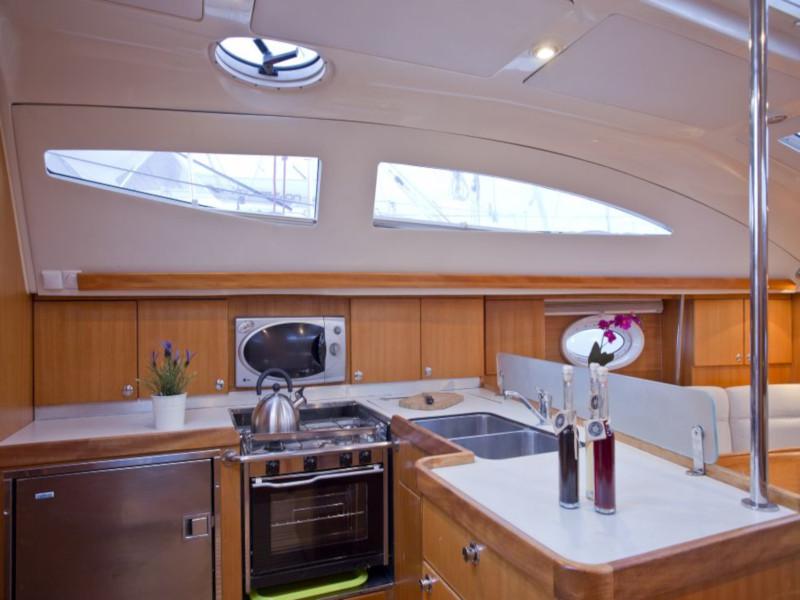 Book yachts online - sailboat - Elan 434 Impression - Didi - rent