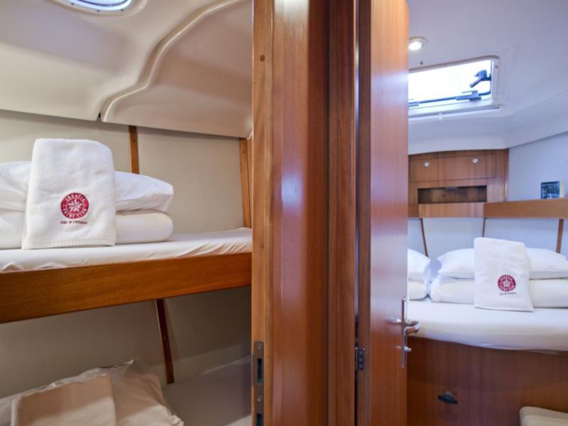 Book yachts online - sailboat - Elan 434 Impression - Didi - rent