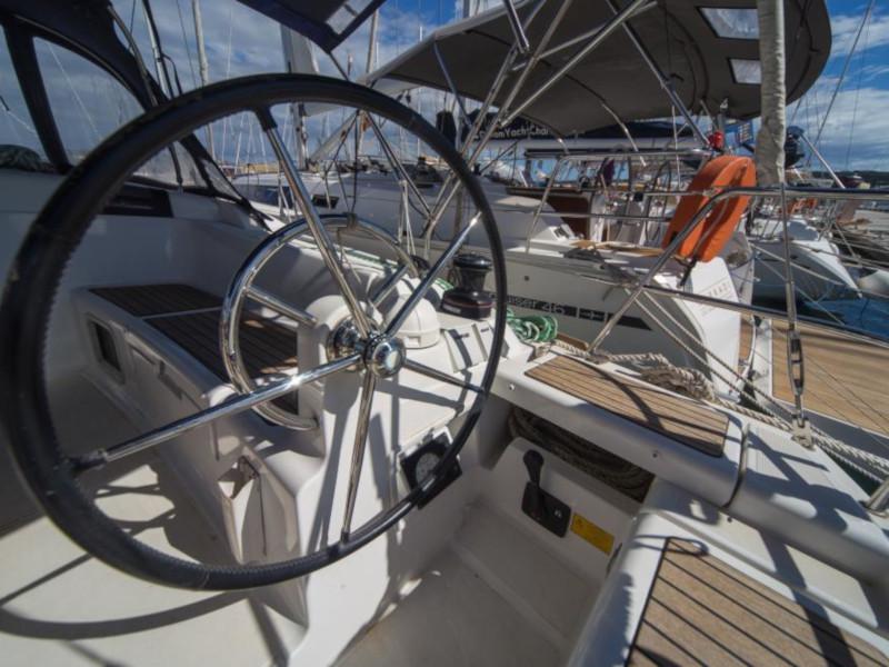 Book yachts online - sailboat - Sun Odyssey 439 - Tangreto - rent